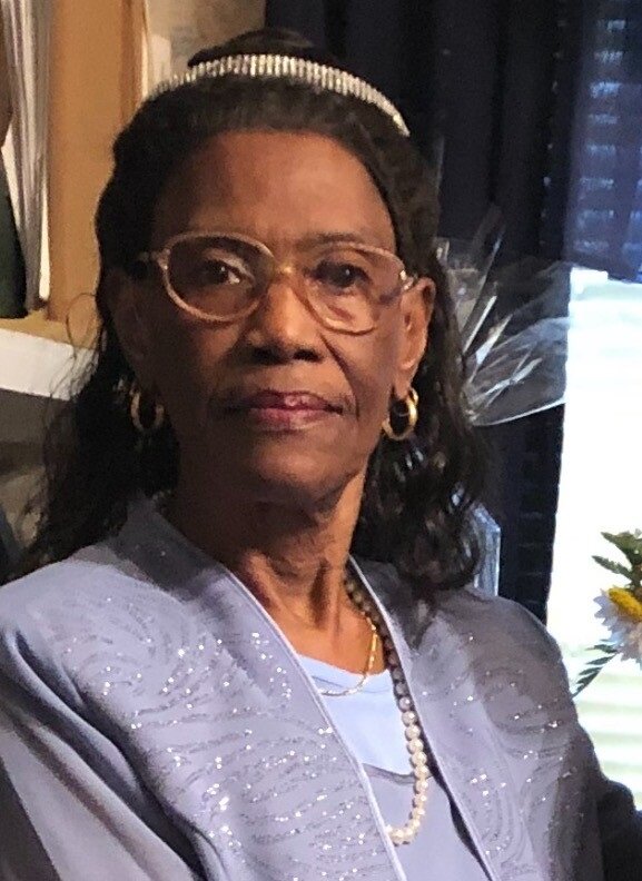 Obituary of Mary Lee Hunt | Black & Clark Funeral Home | Dallas, TX